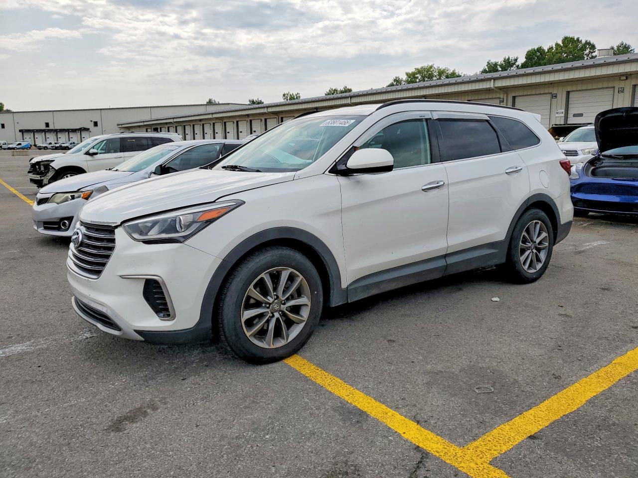 2017 HYUNDAI SANTA FE SE