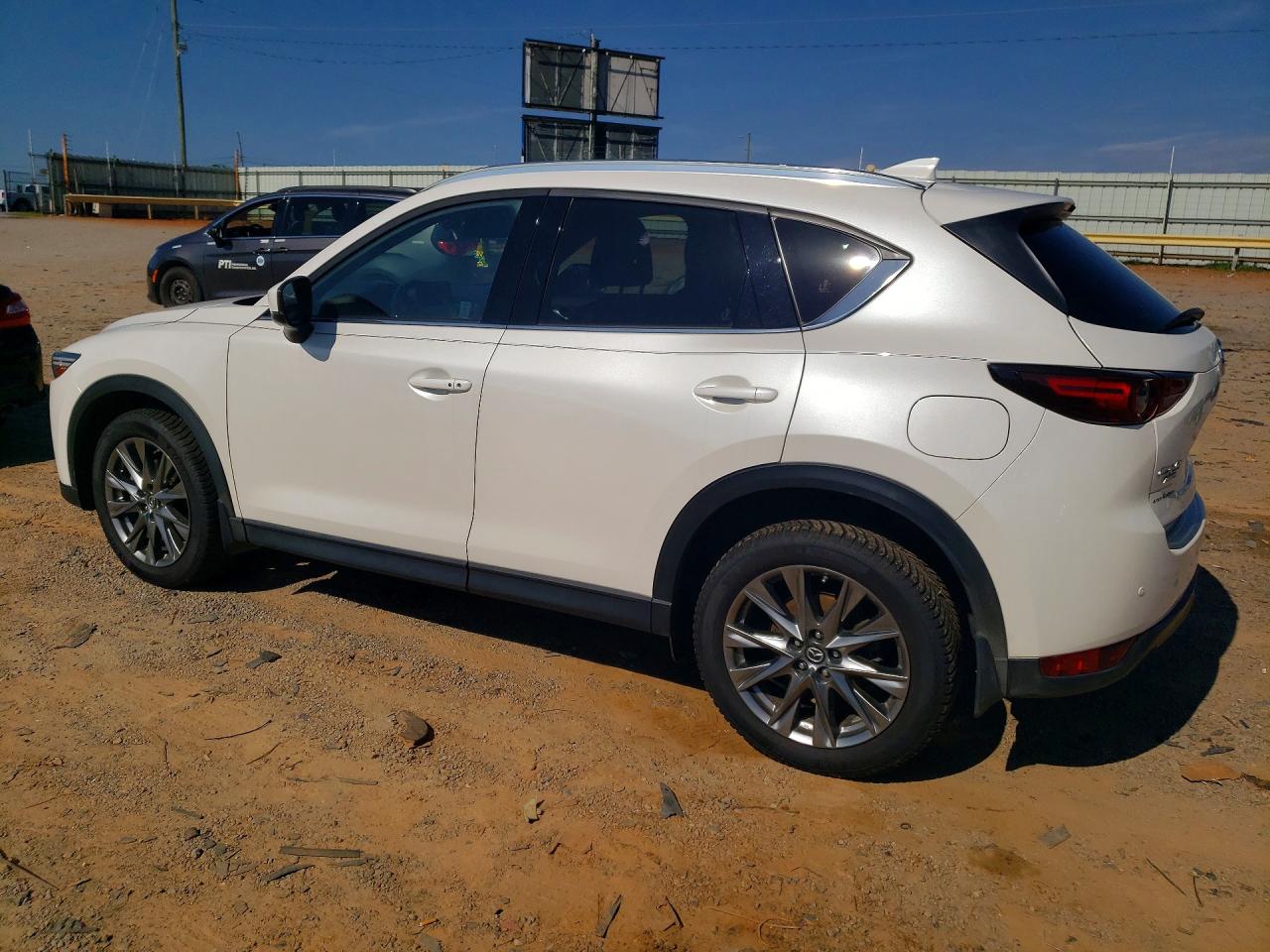 2019 MAZDA CX-5 SIGNATURE — снимка 2