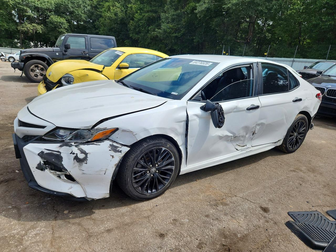 2019 TOYOTA CAMRY SE