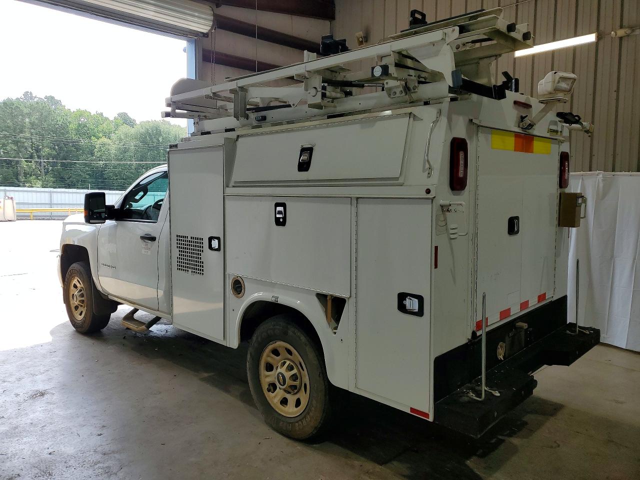 2018 CHEVROLET 3500HD — снимка 2