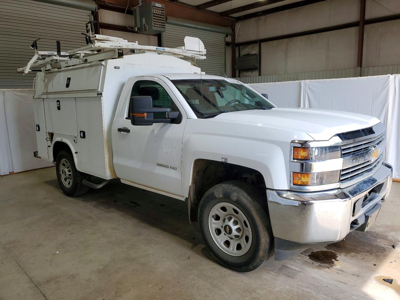 2018 CHEVROLET 3500HD — снимка 4