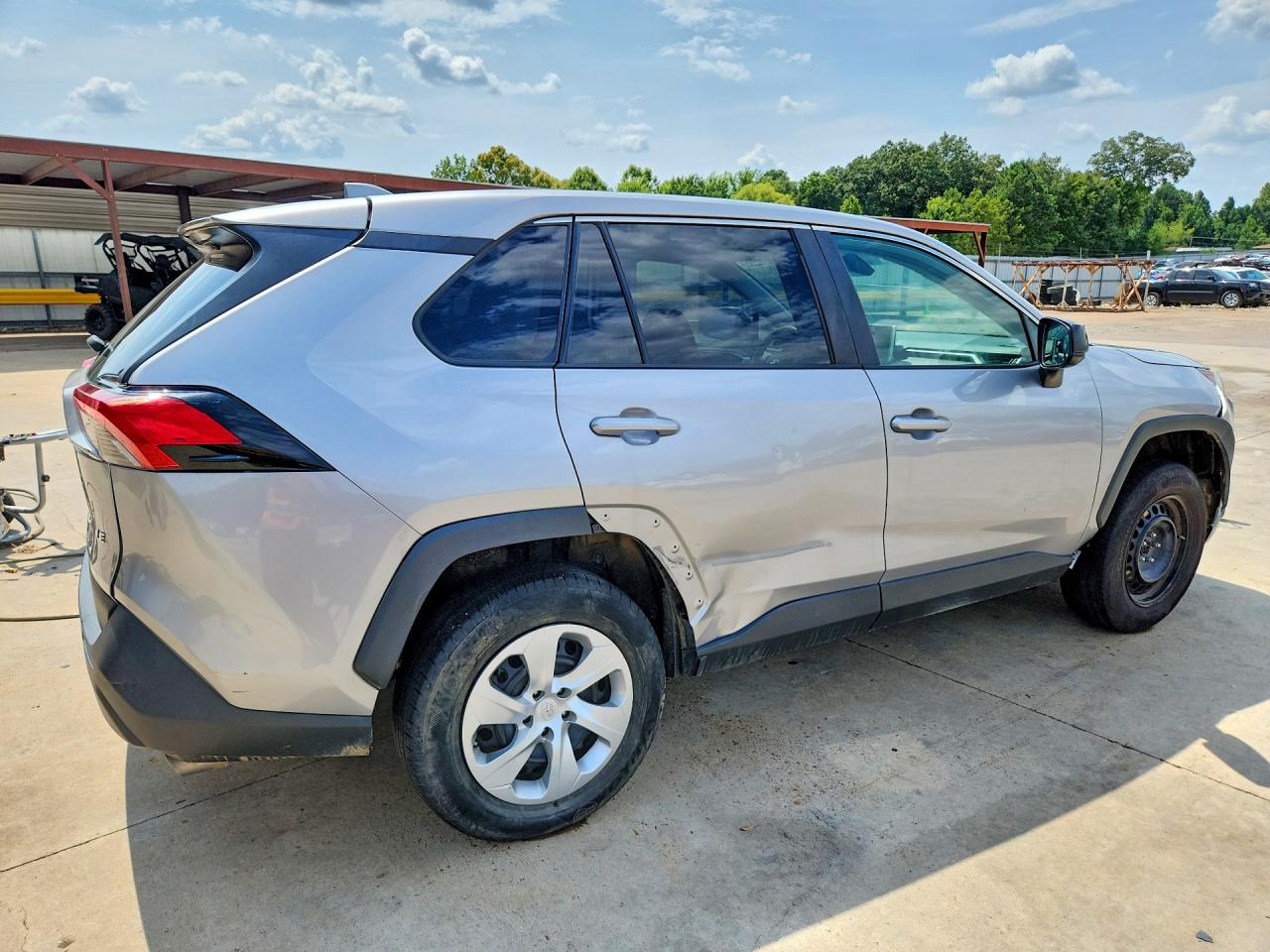 2023 TOYOTA RAV4 LE — снимка 3