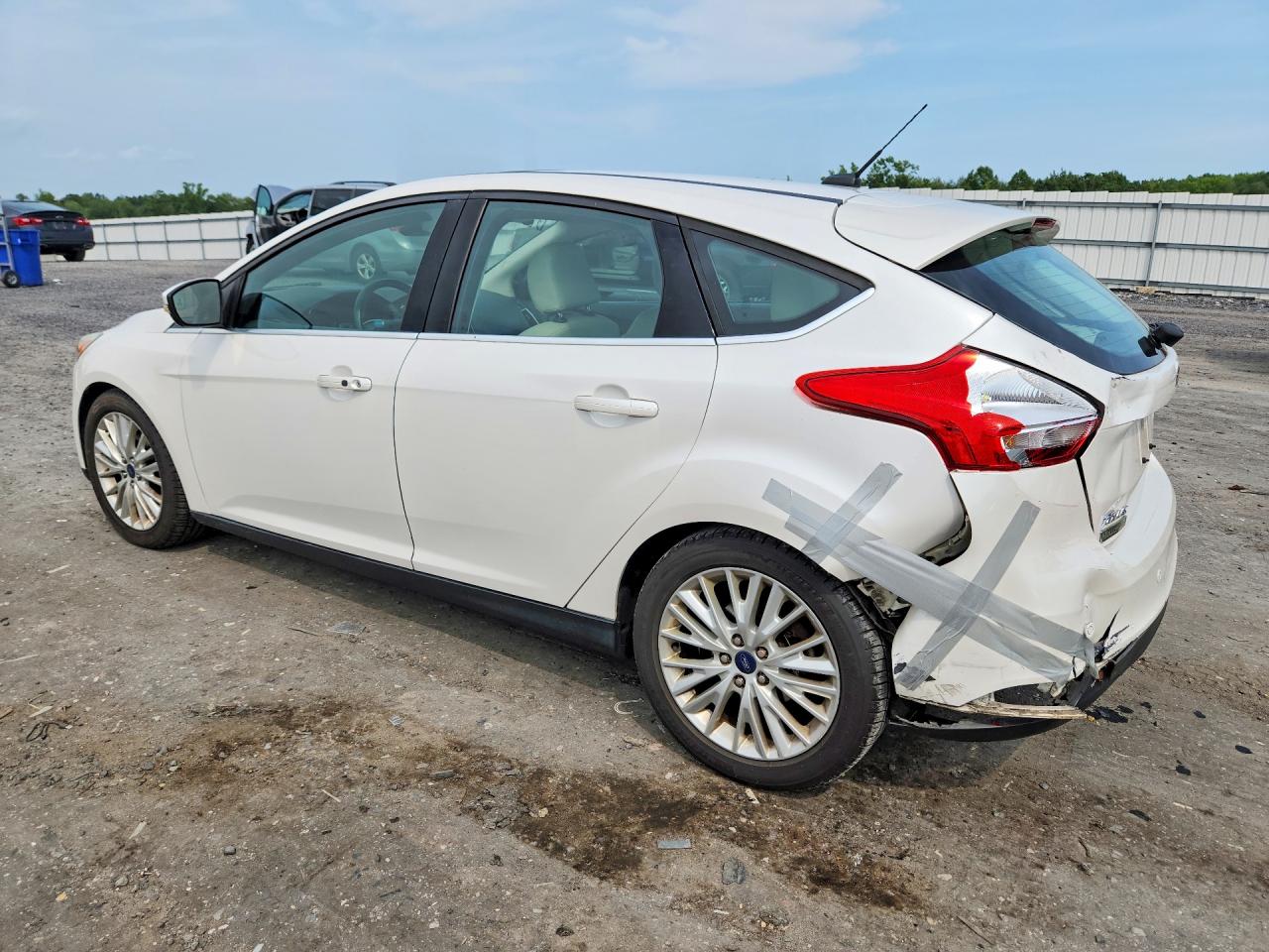 2015 FORD FOCUS TITANIUM — снимка 2