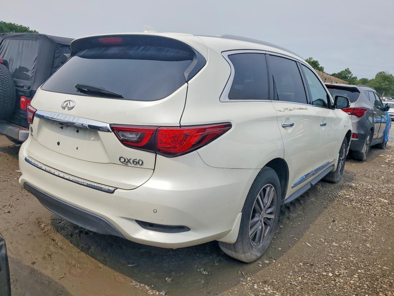 2020 INFINITI QX60 LUXE — снимка 3