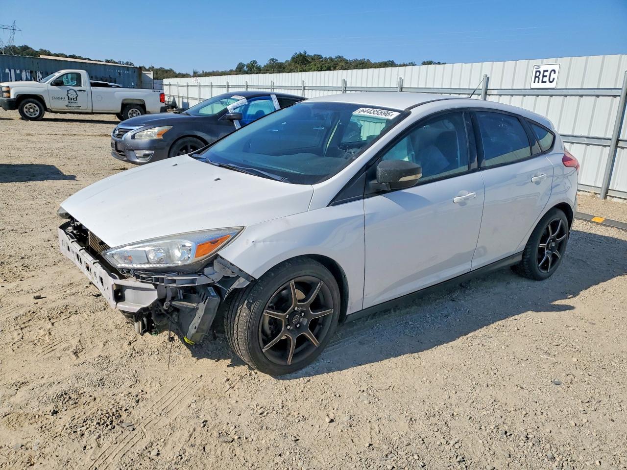 2017 FORD FOCUS SE