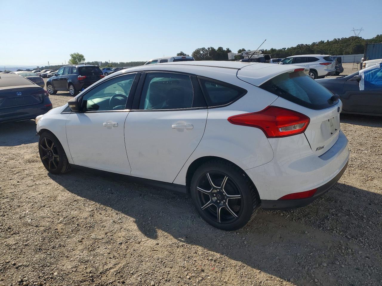 2017 FORD FOCUS SE — снимка 2