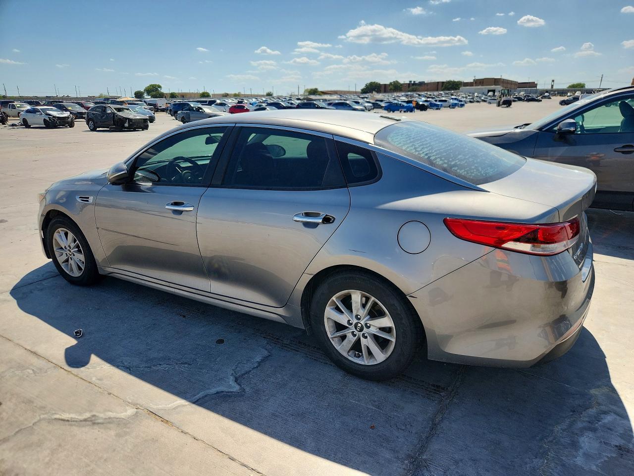 2016 KIA OPTIMA LX — снимка 2