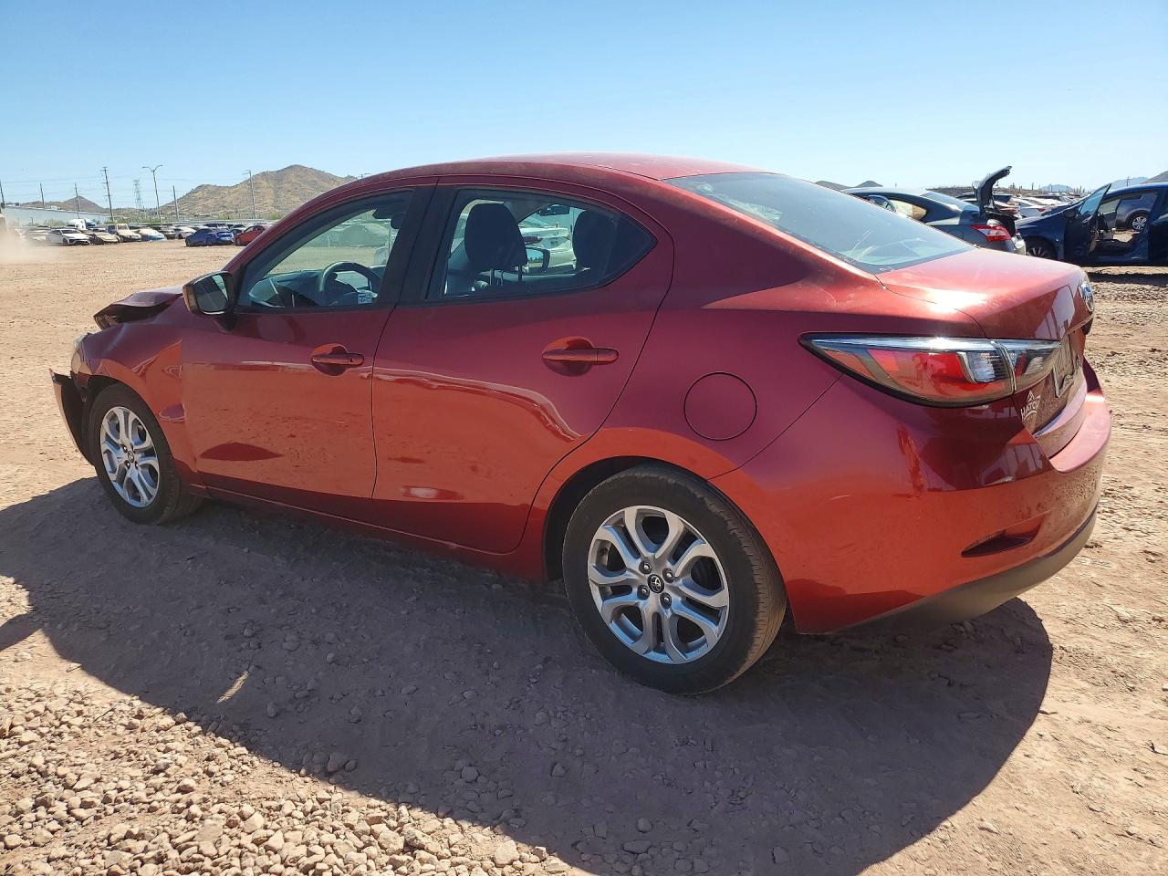 2017 TOYOTA YARIS IA BASE — снимка 2