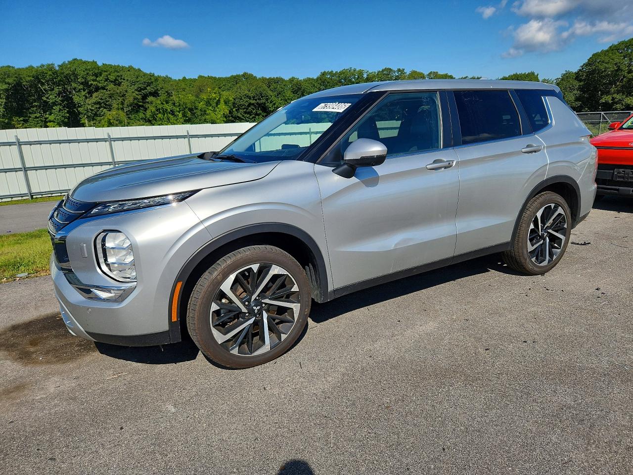 2024 MITSUBISHI OUTLANDER SE