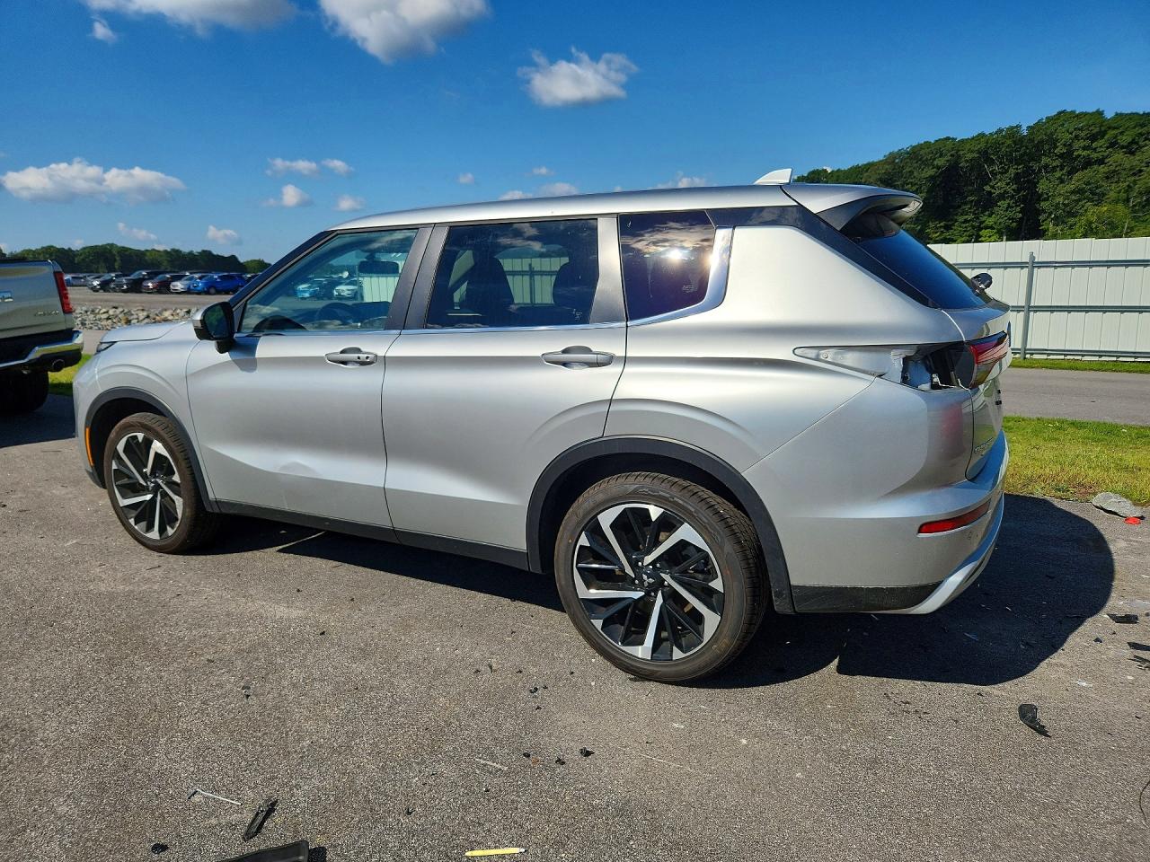 2024 MITSUBISHI OUTLANDER SE — снимка 2