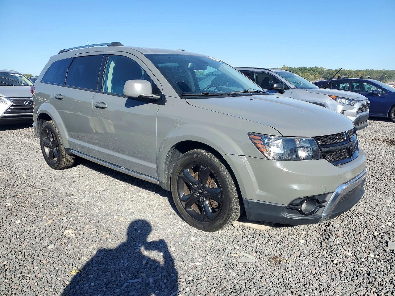 2020 DODGE JOURNEY CROSSROAD — photo 4