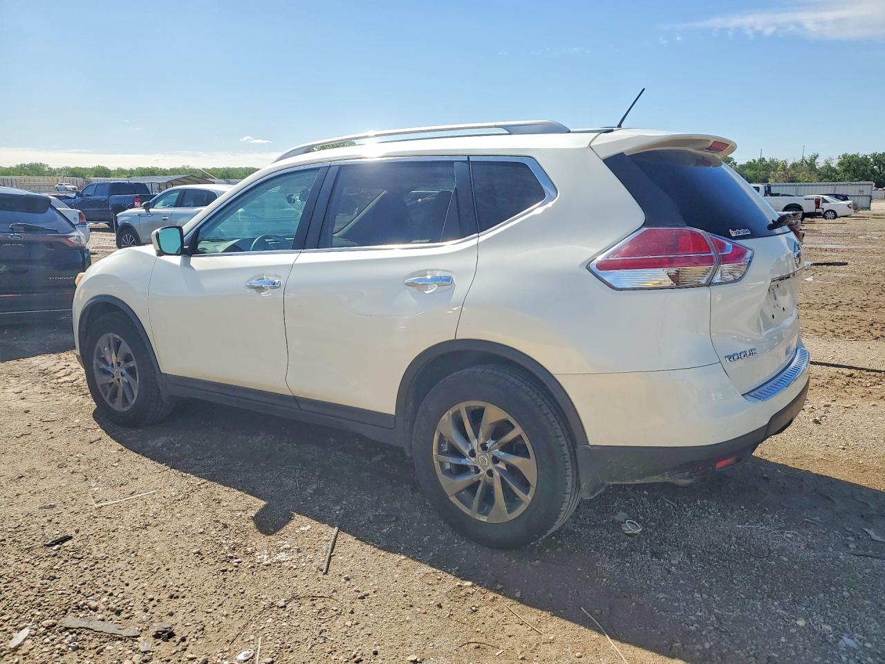 2015 NISSAN ROGUE SL — снимка 2