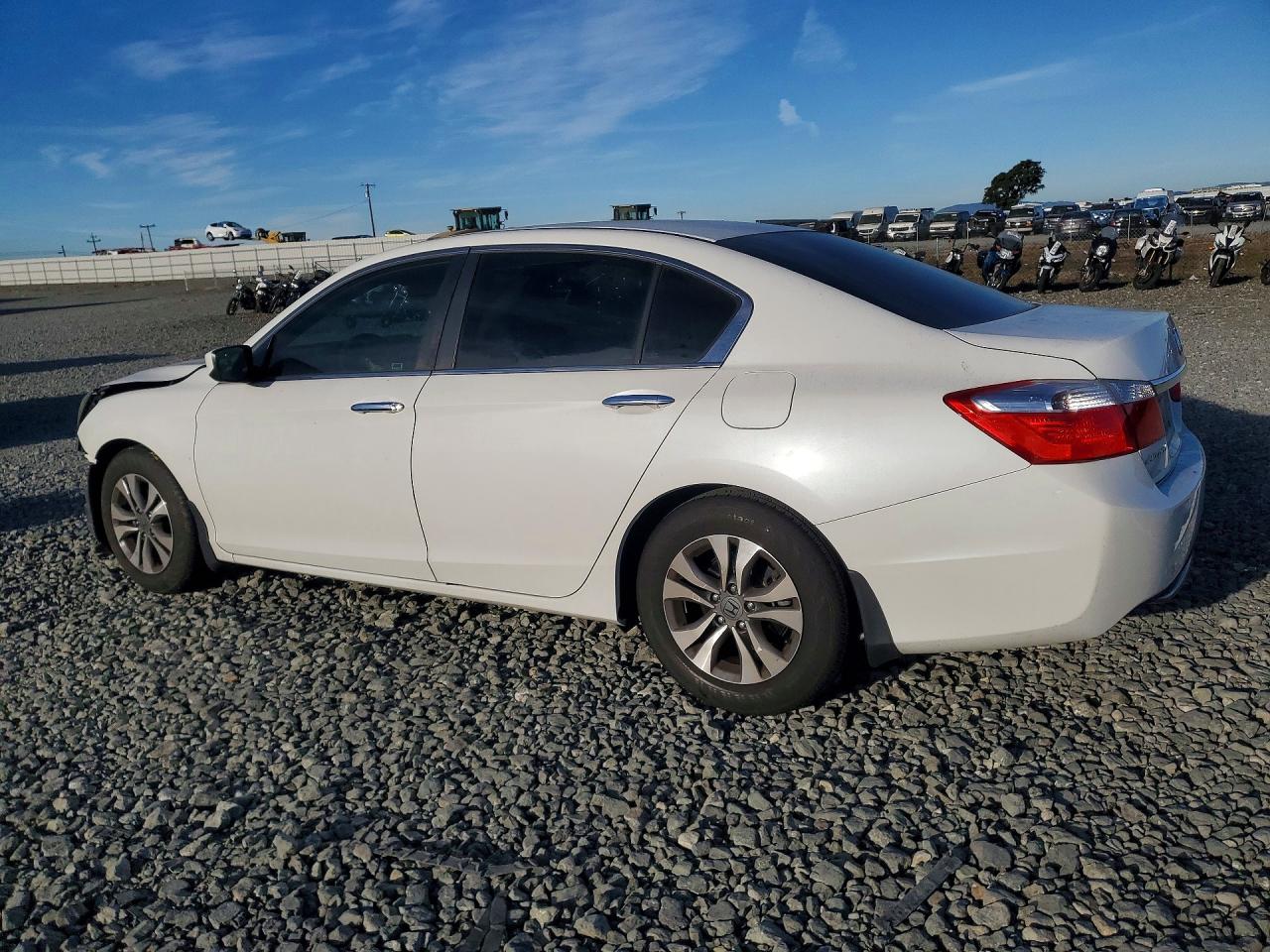 2015 HONDA ACCORD LX — снимка 2