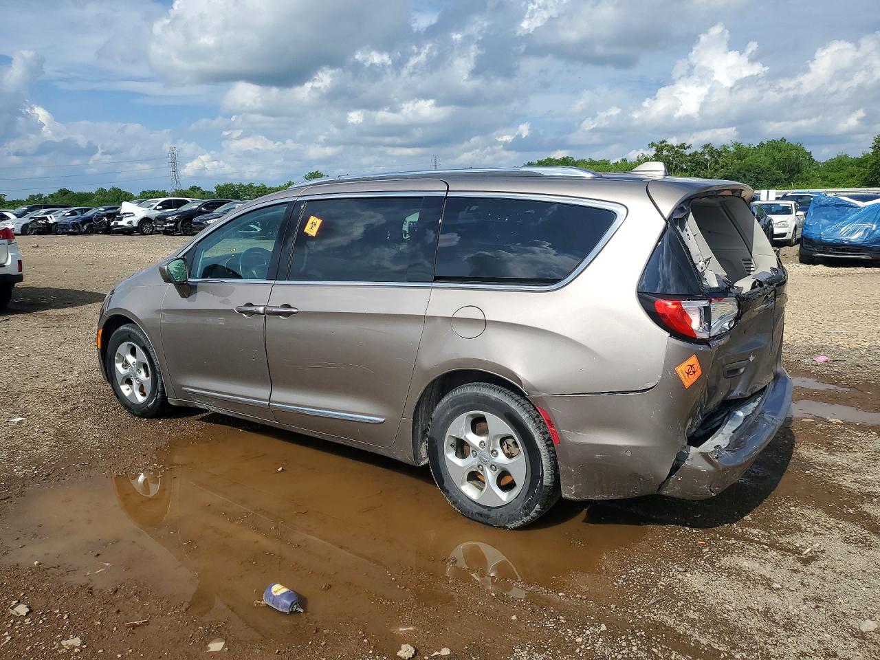 2017 CHRYSLER PACIFICA TOURING L PLUS — снимка 2