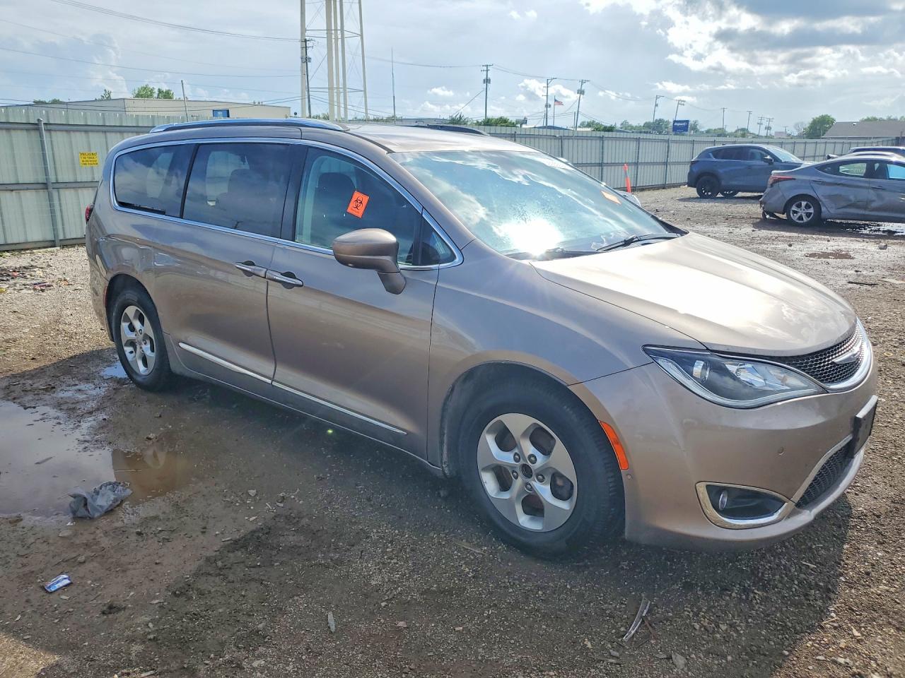 2017 CHRYSLER PACIFICA TOURING L PLUS — снимка 4