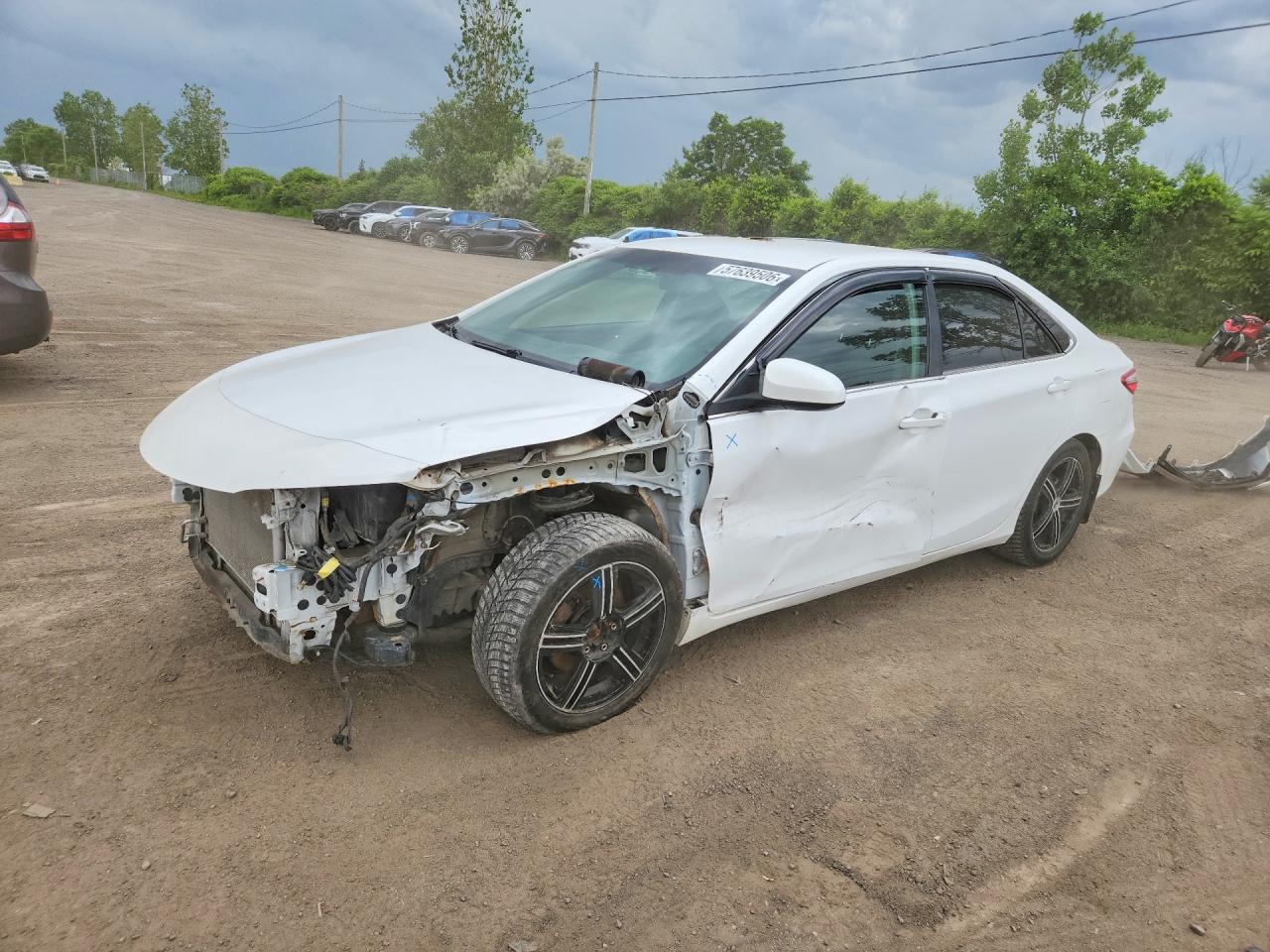 2016 TOYOTA CAMRY