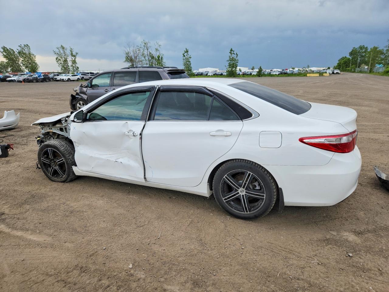 2016 TOYOTA CAMRY — снимка 2