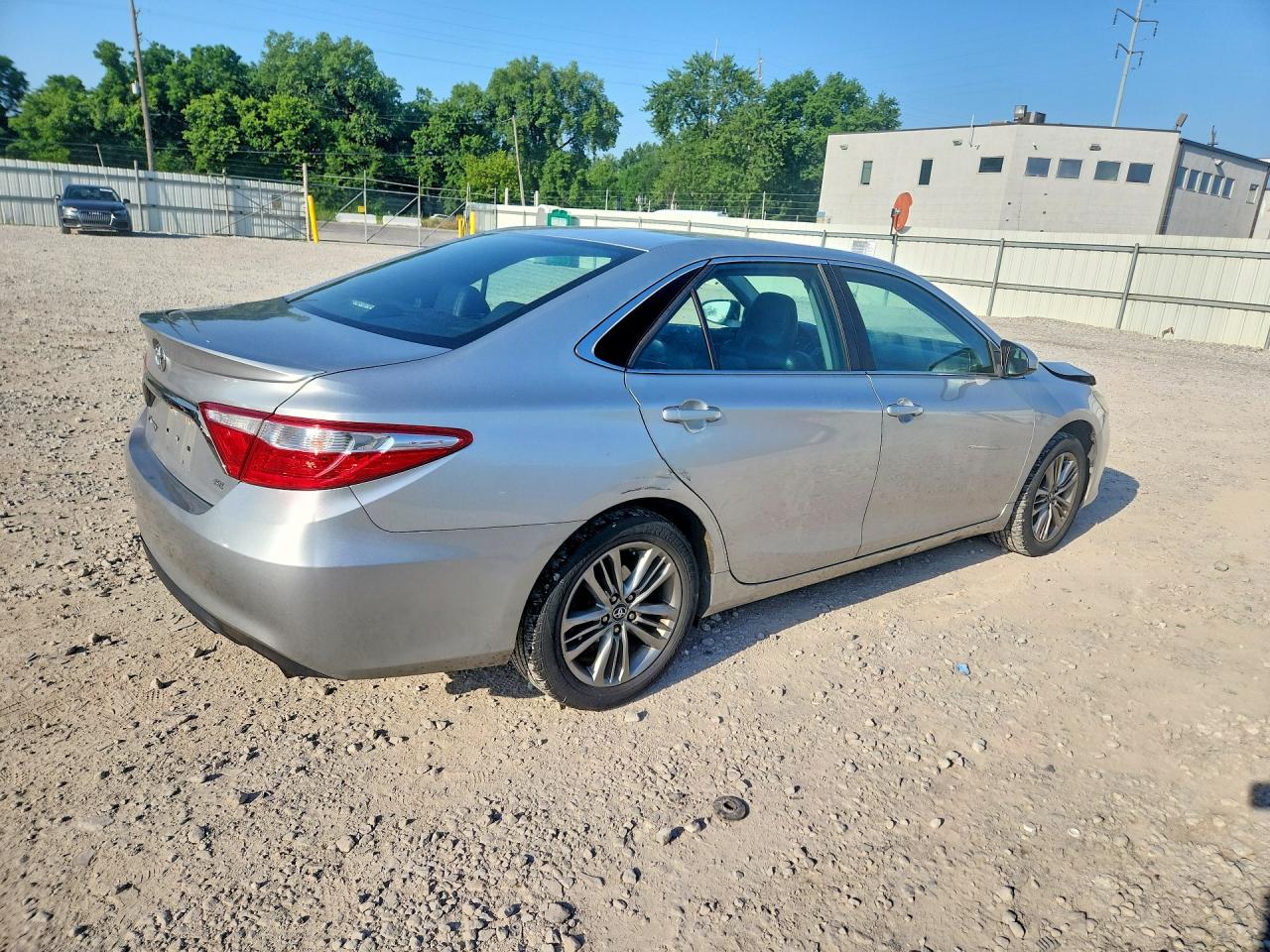 2017 TOYOTA CAMRY SE — снимка 3