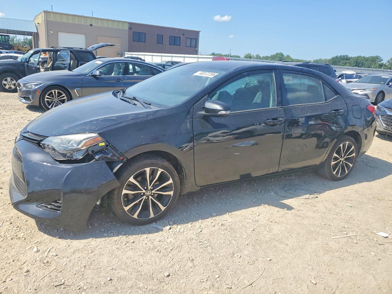 2017 TOYOTA COROLLA SE