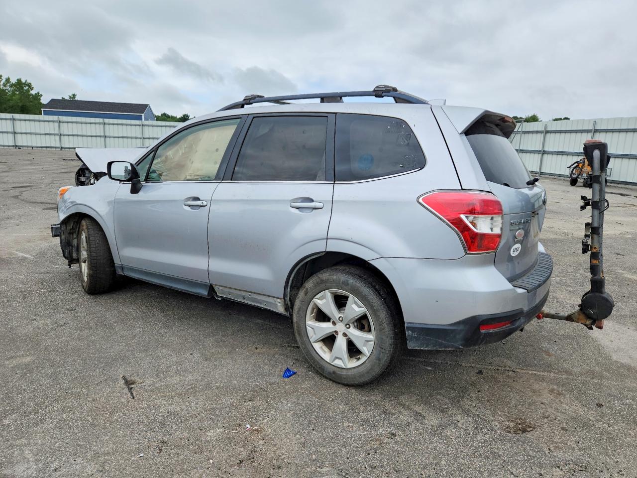 2016 SUBARU FORESTER 2.5I LIMITED — снимка 2