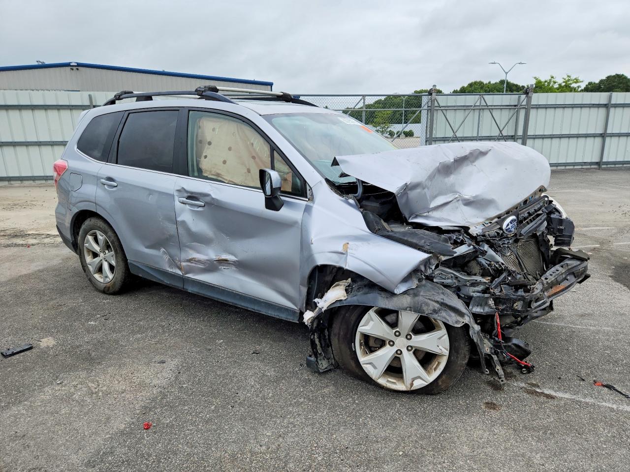 2016 SUBARU FORESTER 2.5I LIMITED — снимка 4