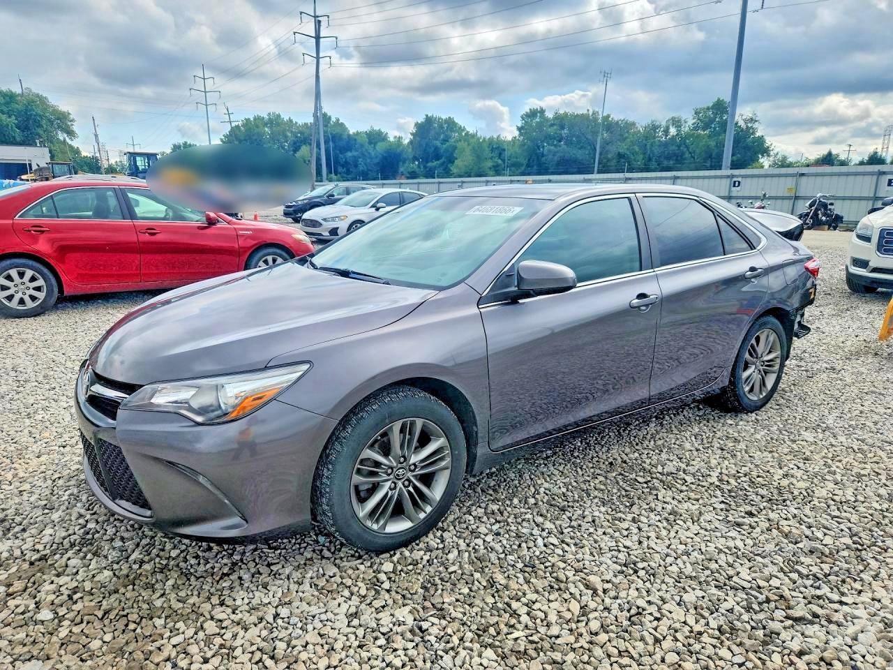2017 TOYOTA CAMRY SE