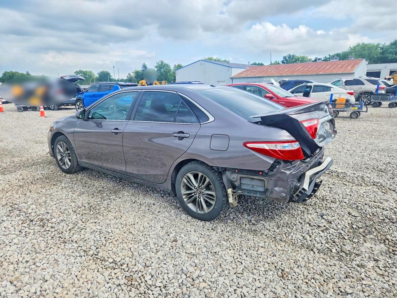 2017 TOYOTA CAMRY SE — снимка 2