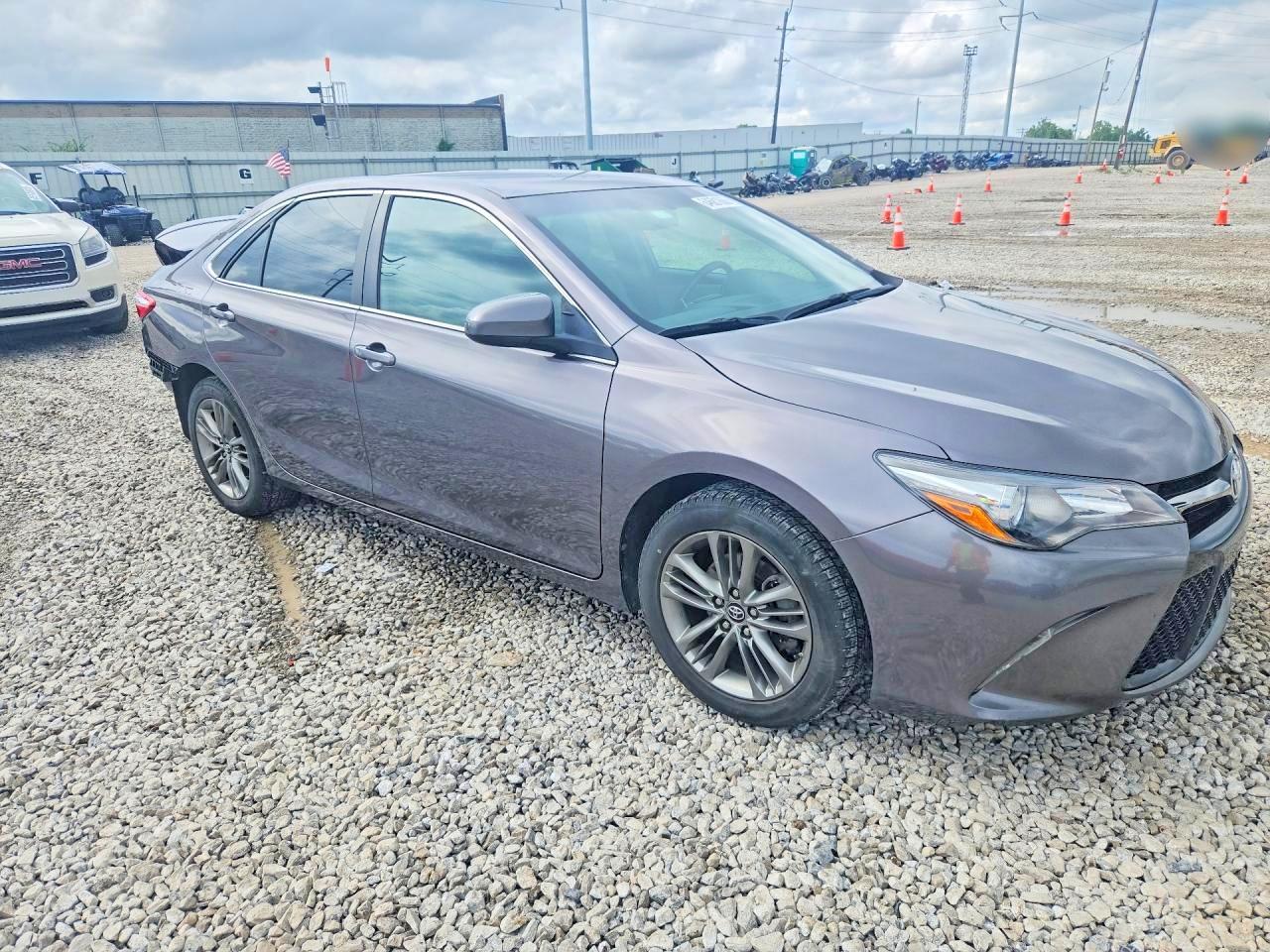 2017 TOYOTA CAMRY SE — снимка 4