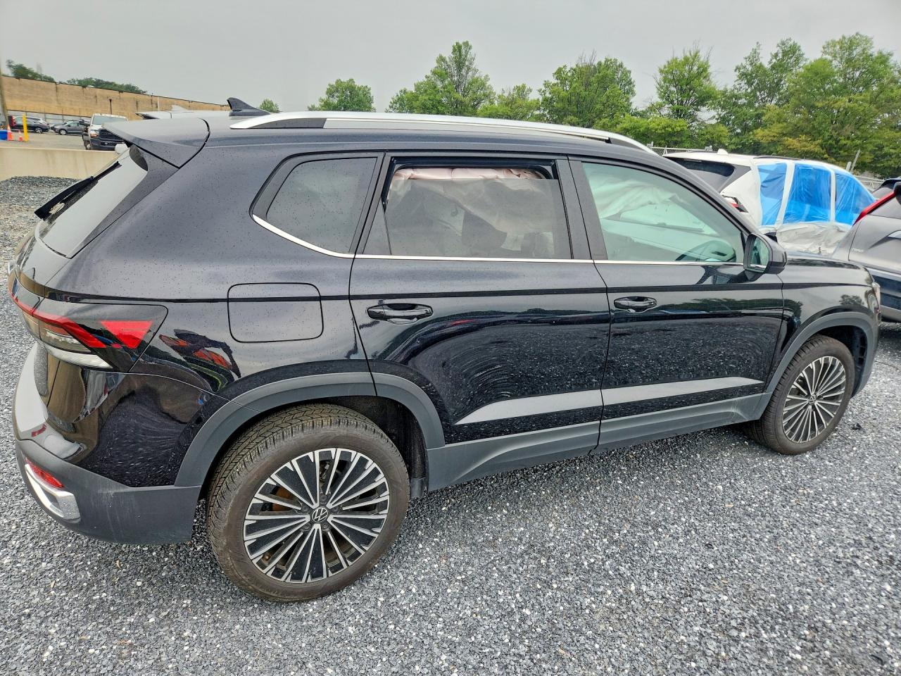 2025 VOLKSWAGEN TAOS SE — снимка 3
