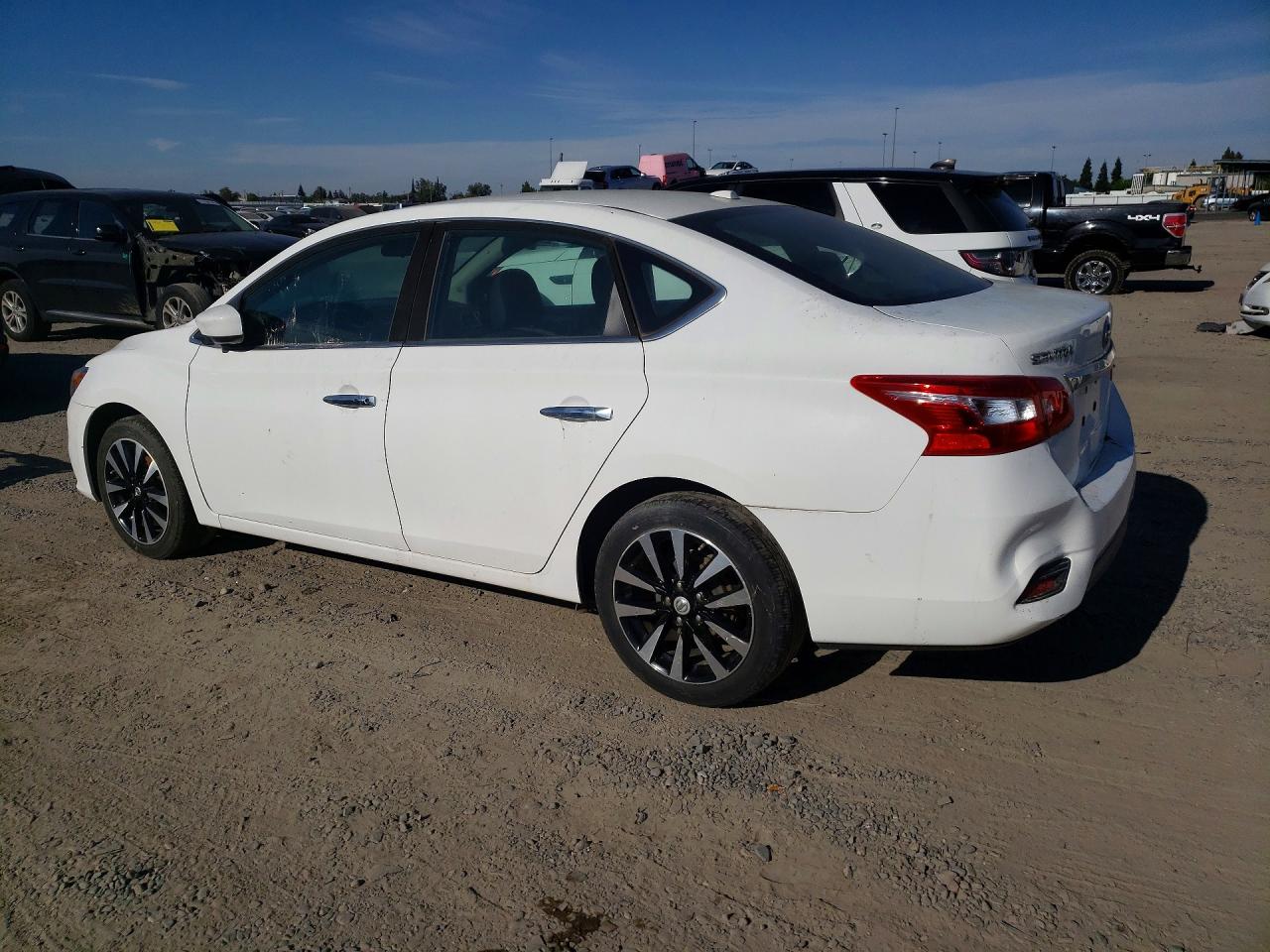 2017 NISSAN SENTRA SV — снимка 2