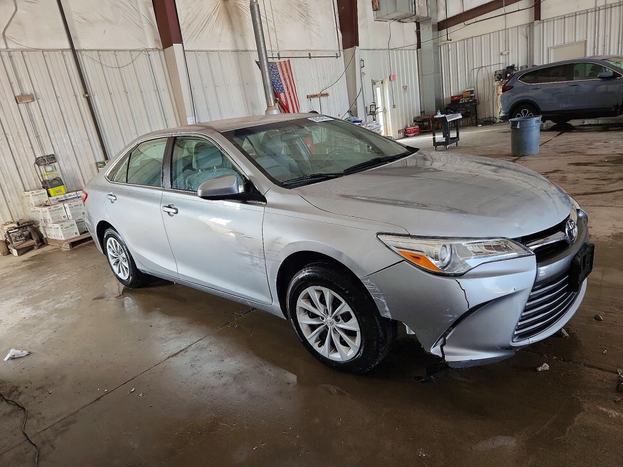 2016 TOYOTA CAMRY LE — снимка 4