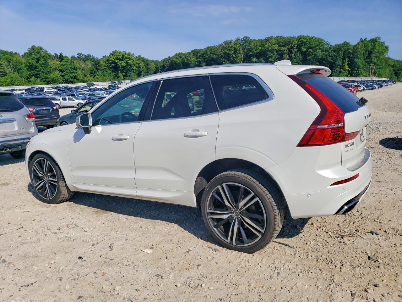 2019 VOLVO XC60 T6 R-DESIGN — снимка 2