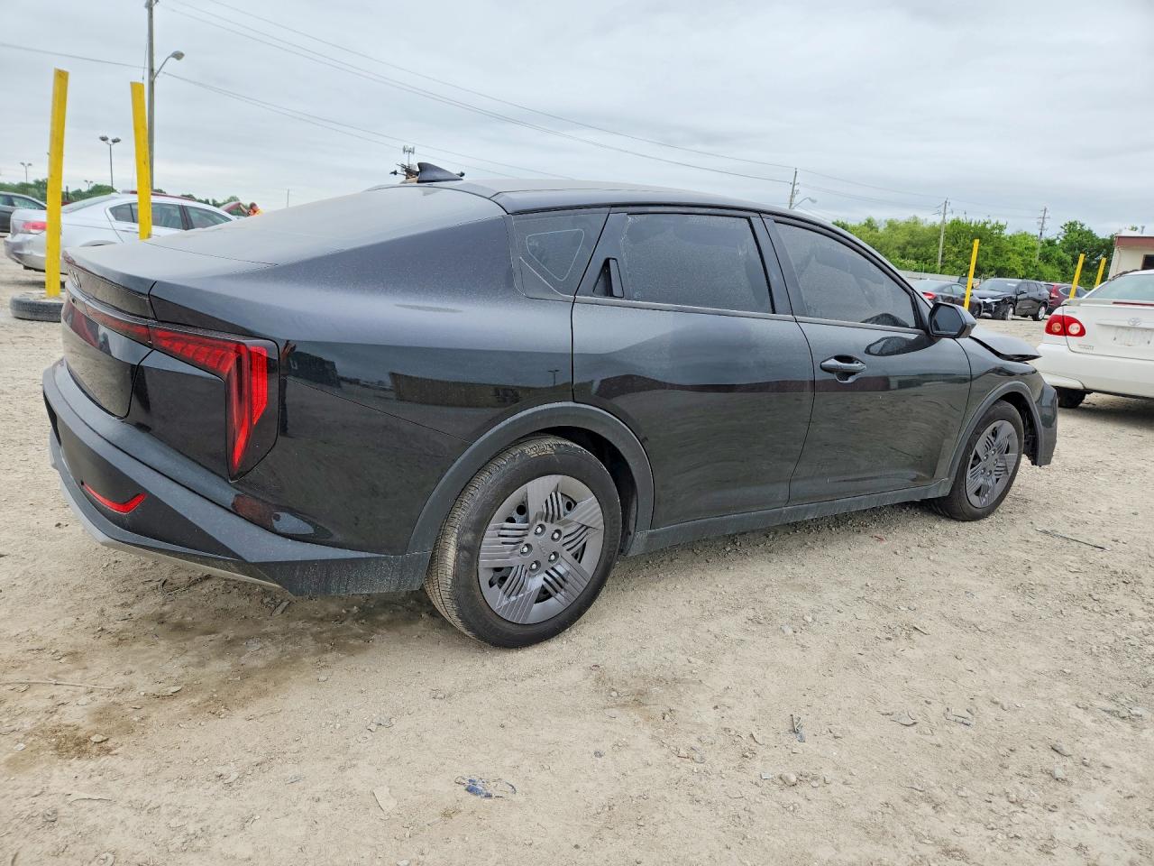 2025 KIA K4 LX — снимка 3