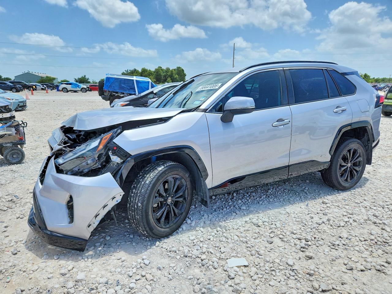 2022 TOYOTA RAV4 SE