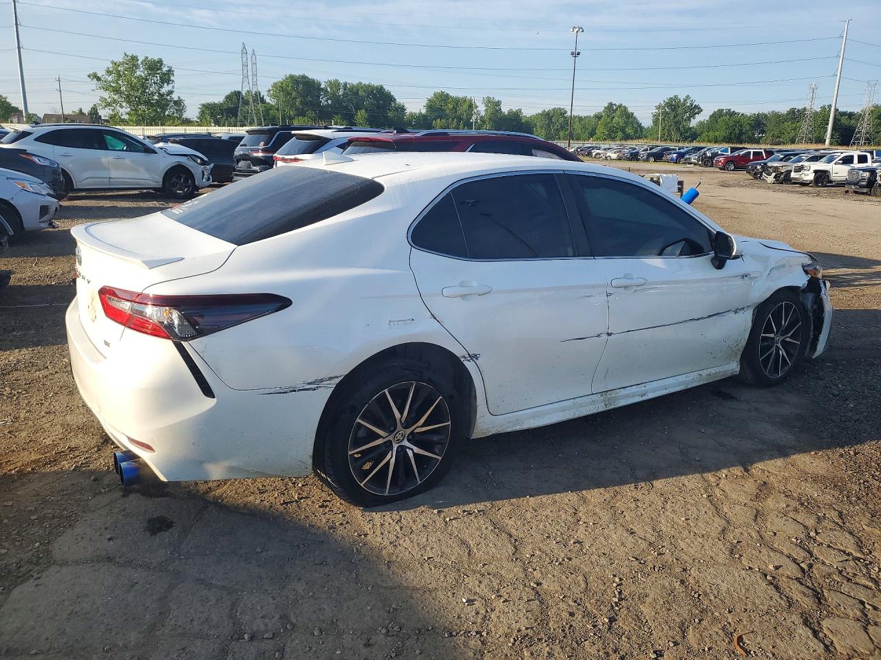 2021 TOYOTA CAMRY SE — снимка 3