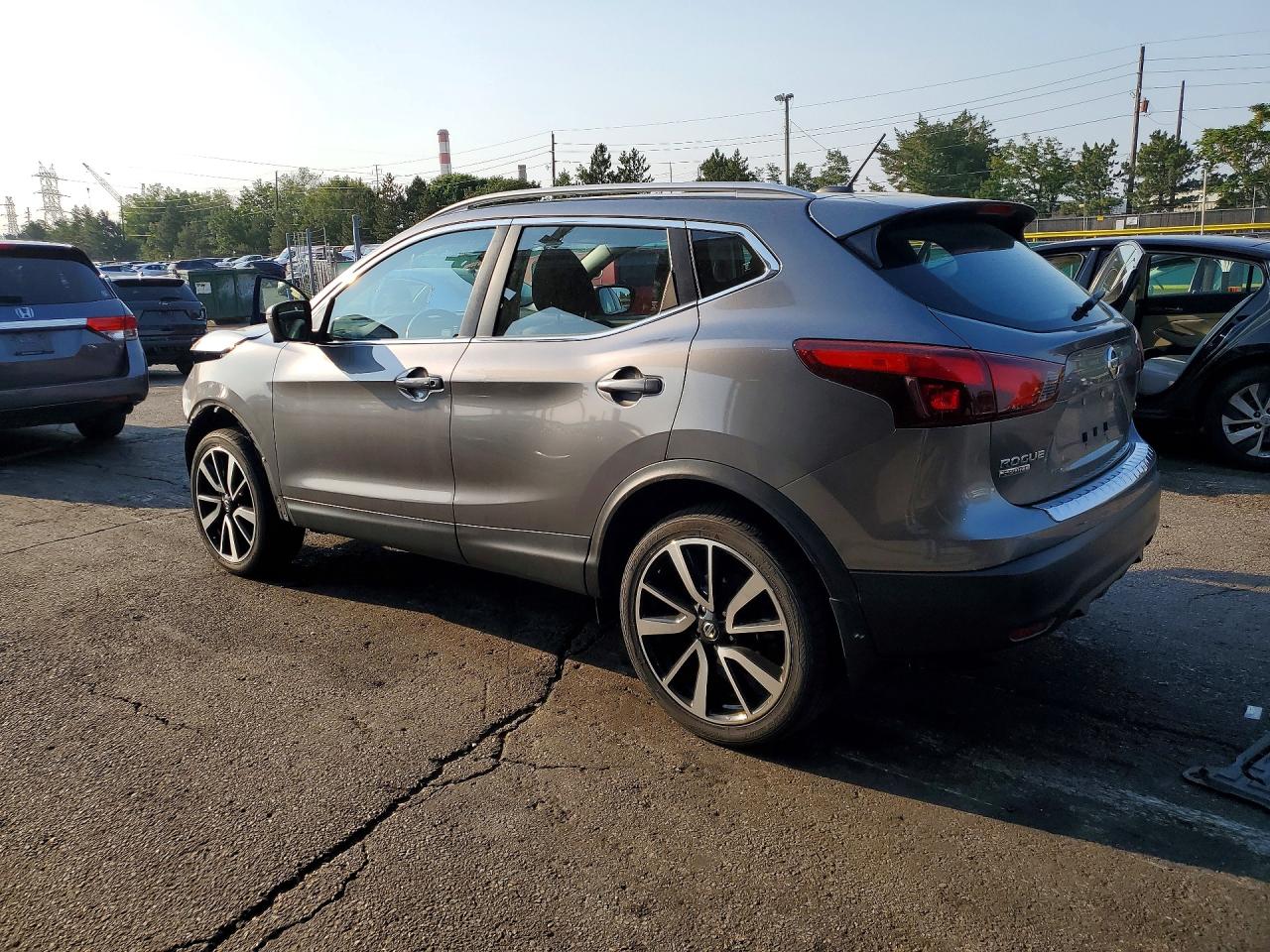 2017 NISSAN ROGUE SPORT SL — снимка 2