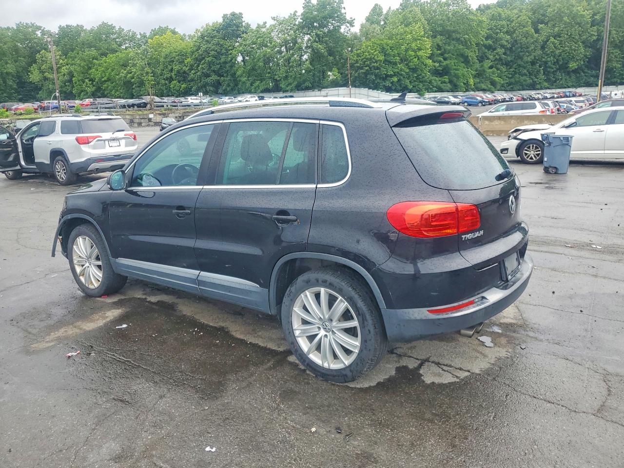 2015 VOLKSWAGEN TIGUAN S — снимка 2