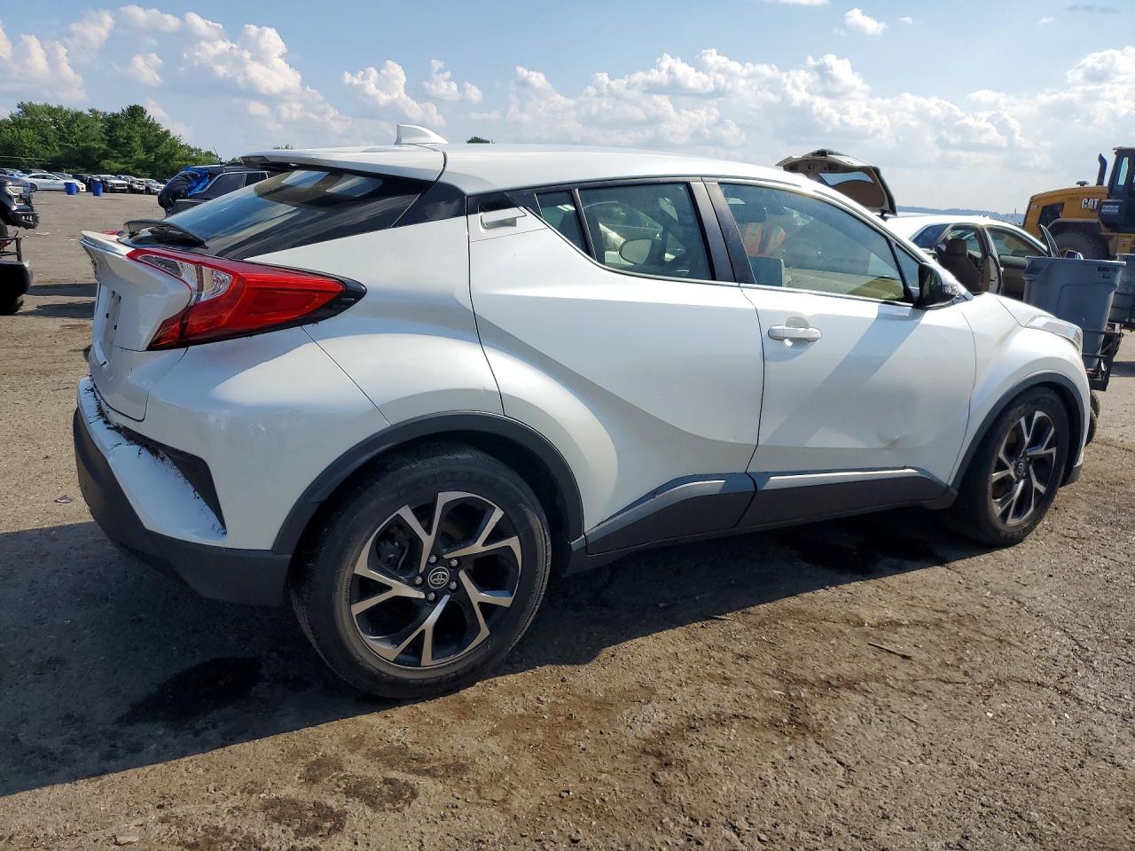 2019 TOYOTA C-HR XLE — снимка 3