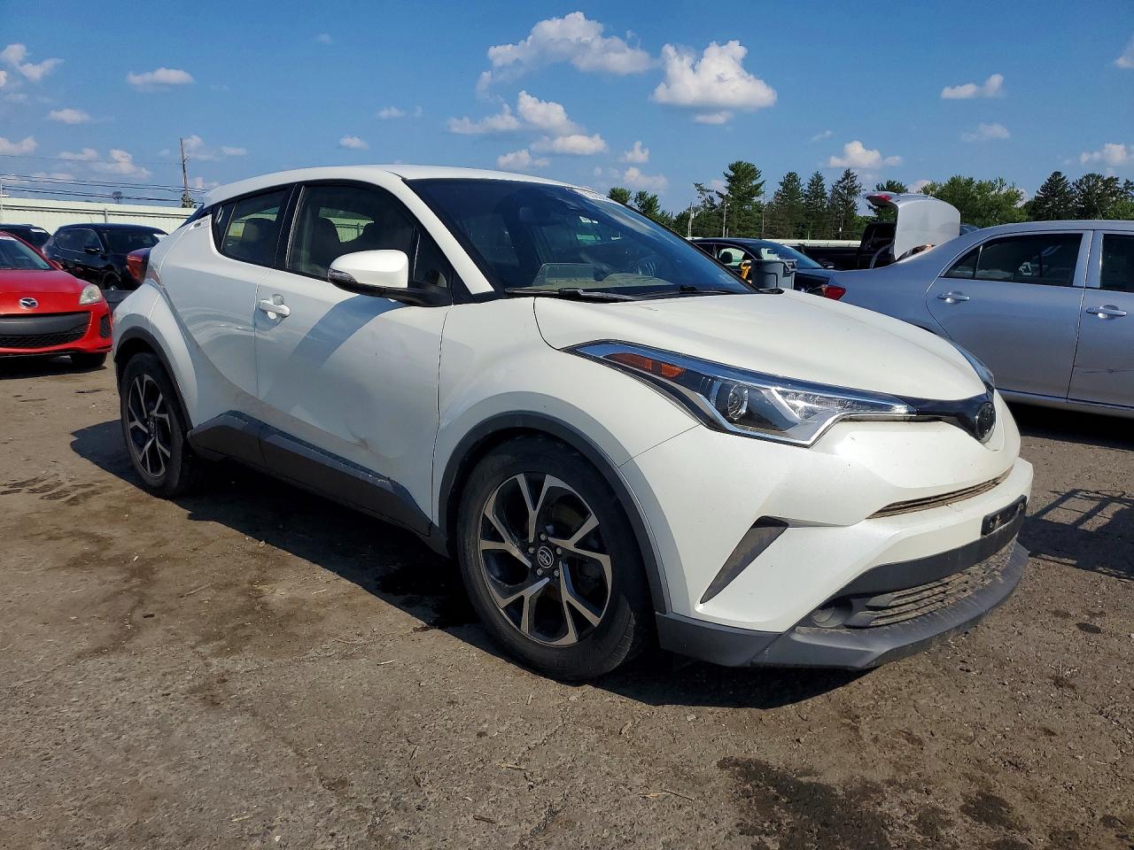 2019 TOYOTA C-HR XLE — снимка 4