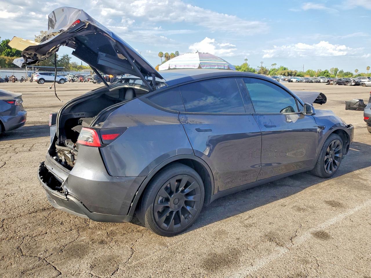 2023 TESLA MODEL Y — снимка 3