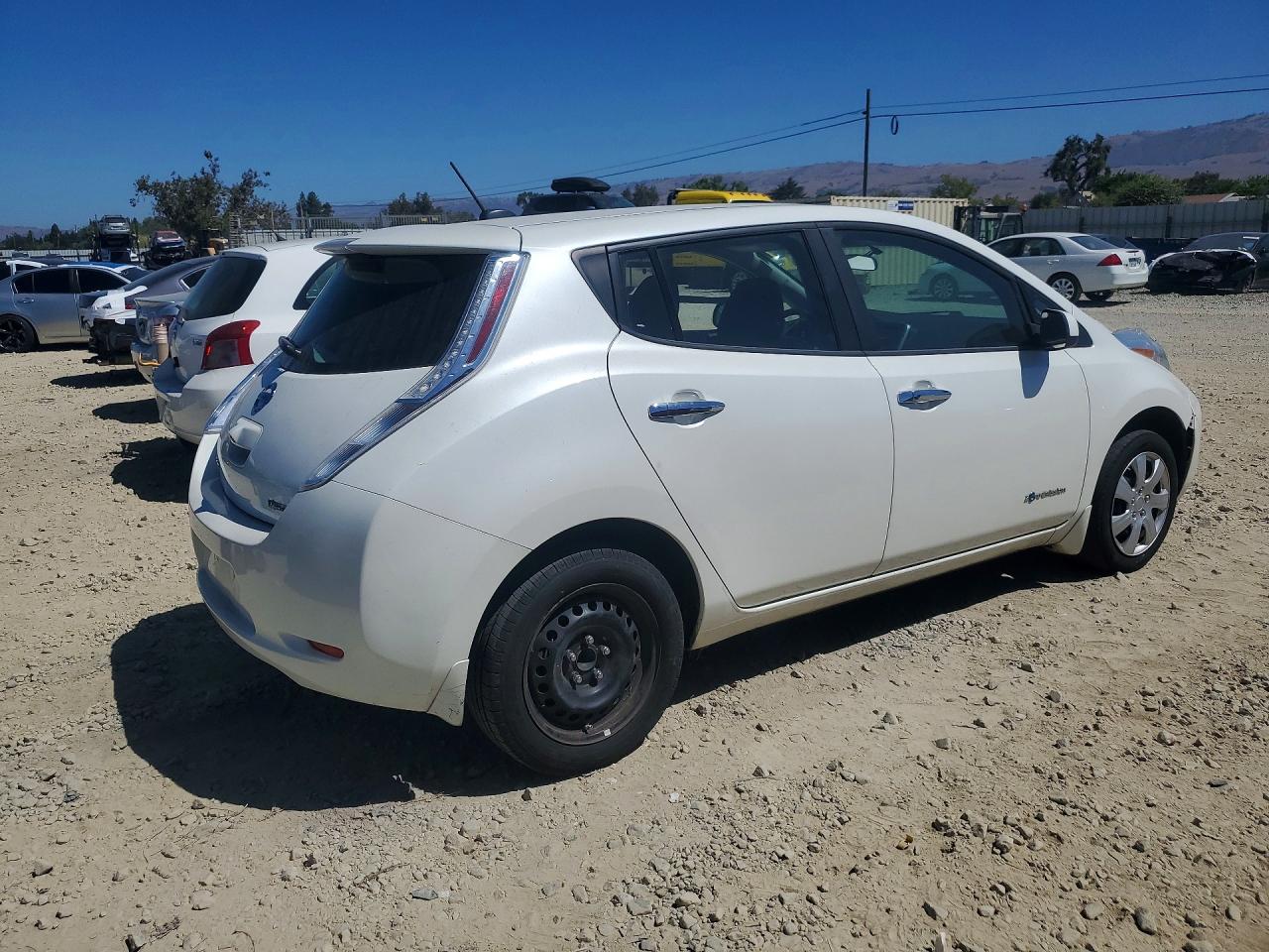 2016 NISSAN LEAF S — снимка 3
