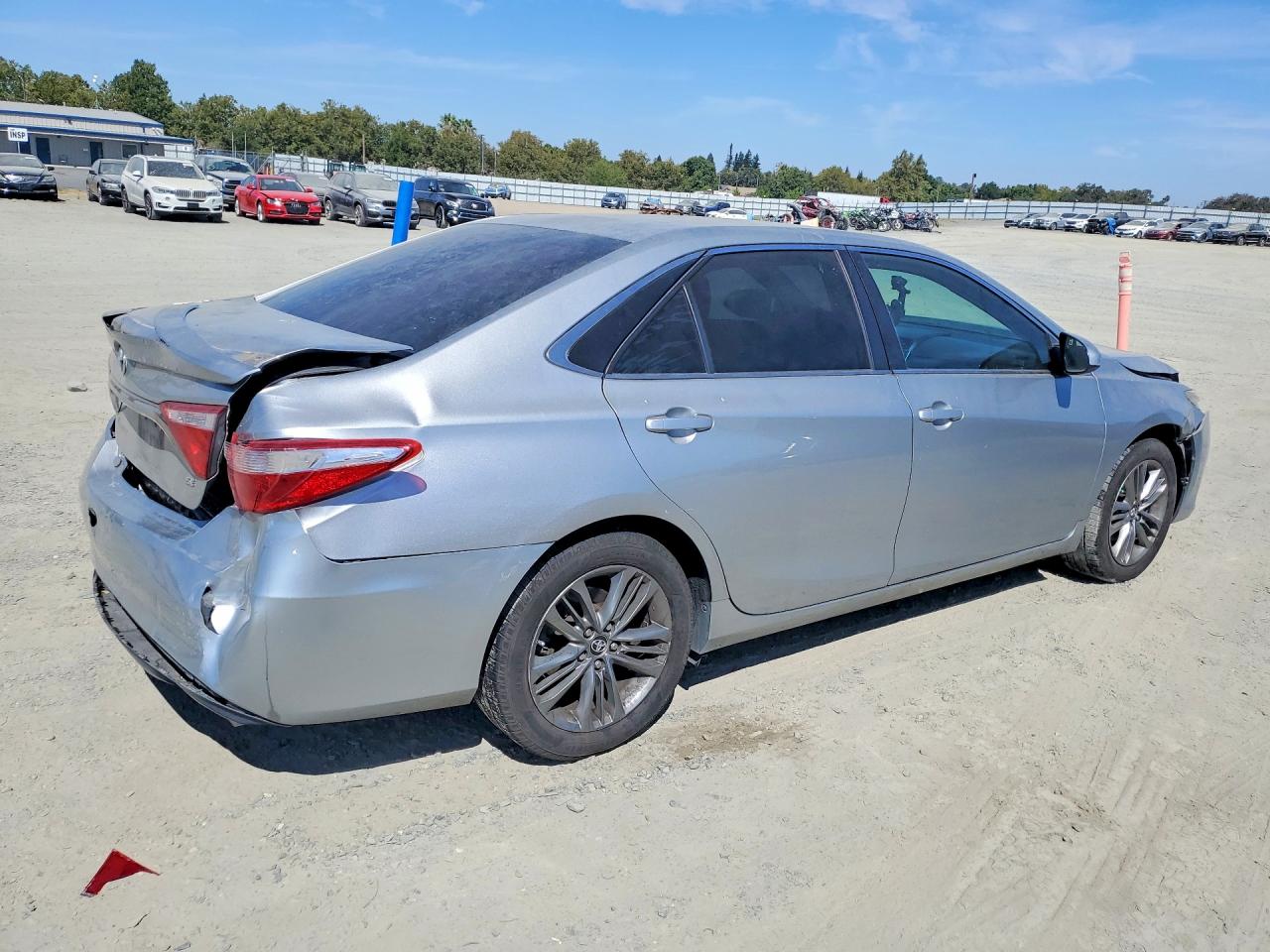 2016 TOYOTA CAMRY SE — снимка 3