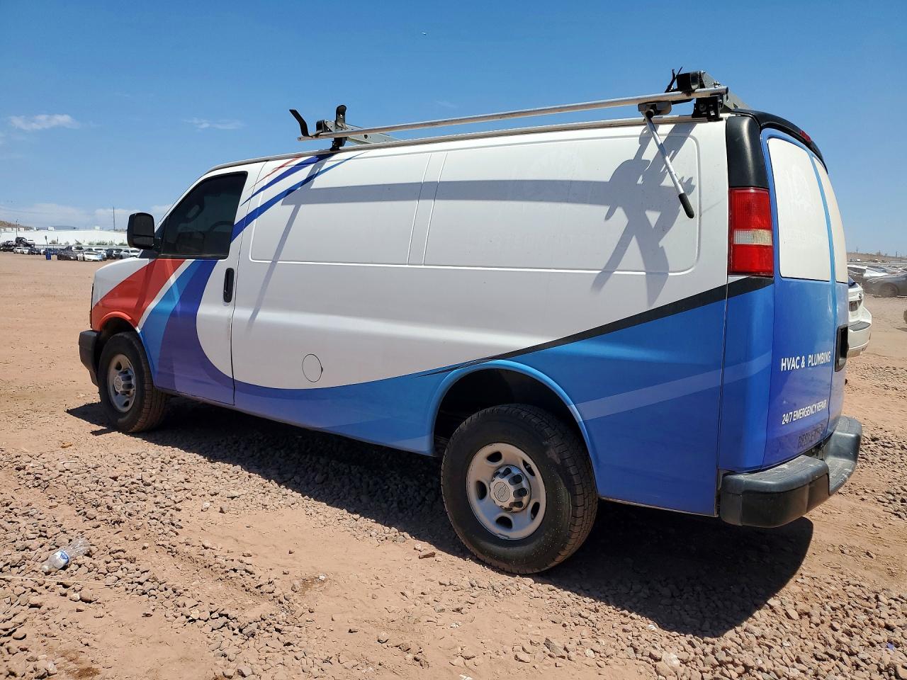 2017 CHEVROLET EXPRESS G2500 — снимка 2