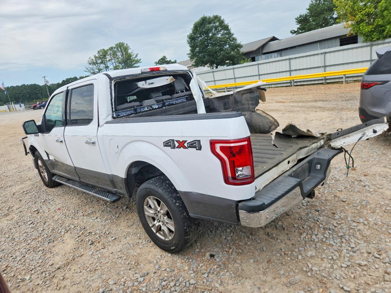2015 FORD F150 SUPERCREW — снимка 2