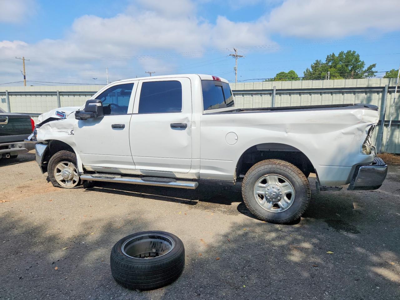 2024 RAM 2500 TRADESMAN — снимка 2