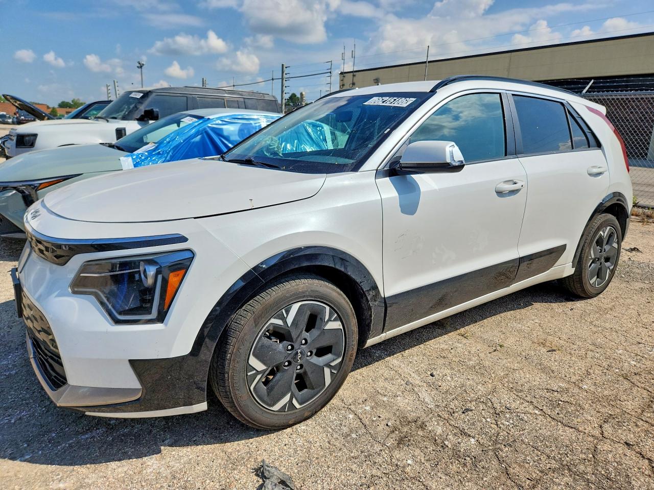 2023 KIA NIRO WIND