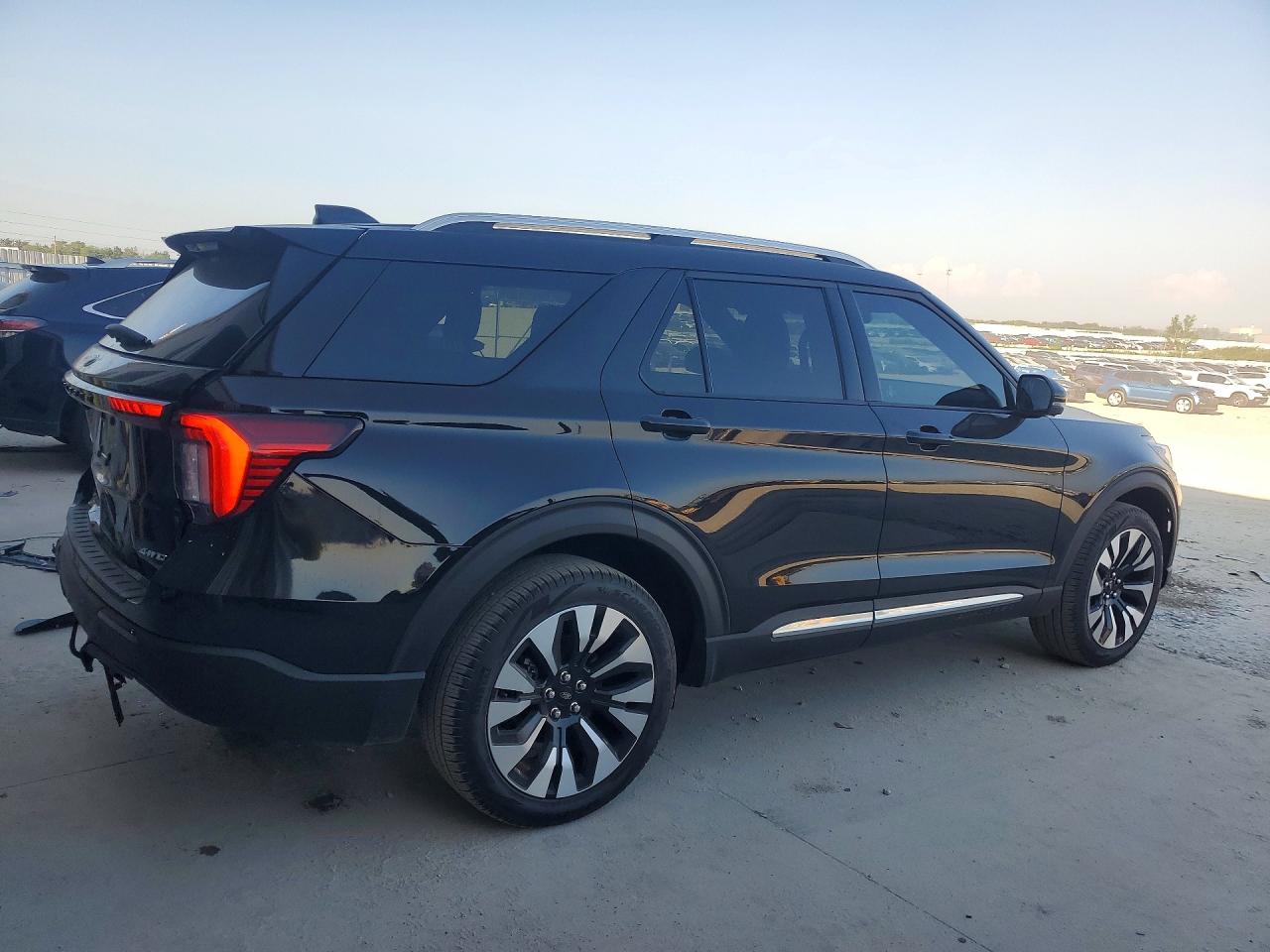 2025 FORD EXPLORER PLATINUM — снимка 3