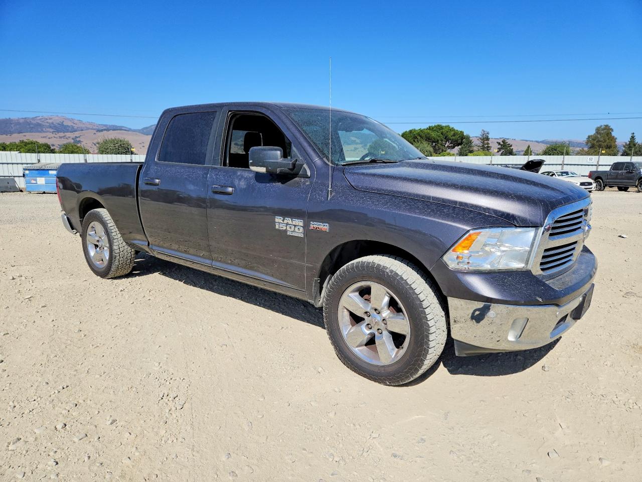 2019 RAM 1500 CLASSIC SLT — снимка 4