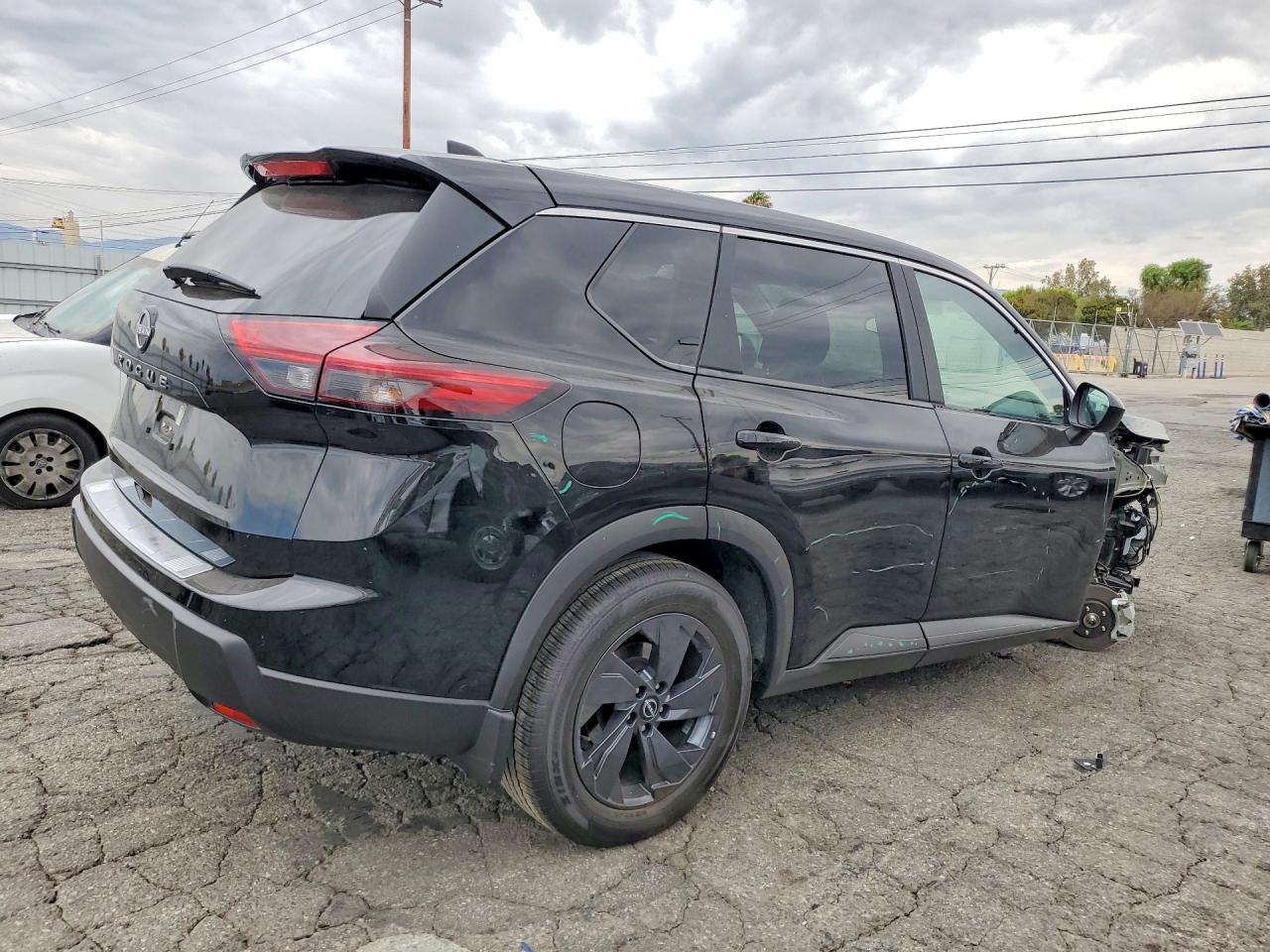 2026 NISSAN ROGUE SV — снимка 3