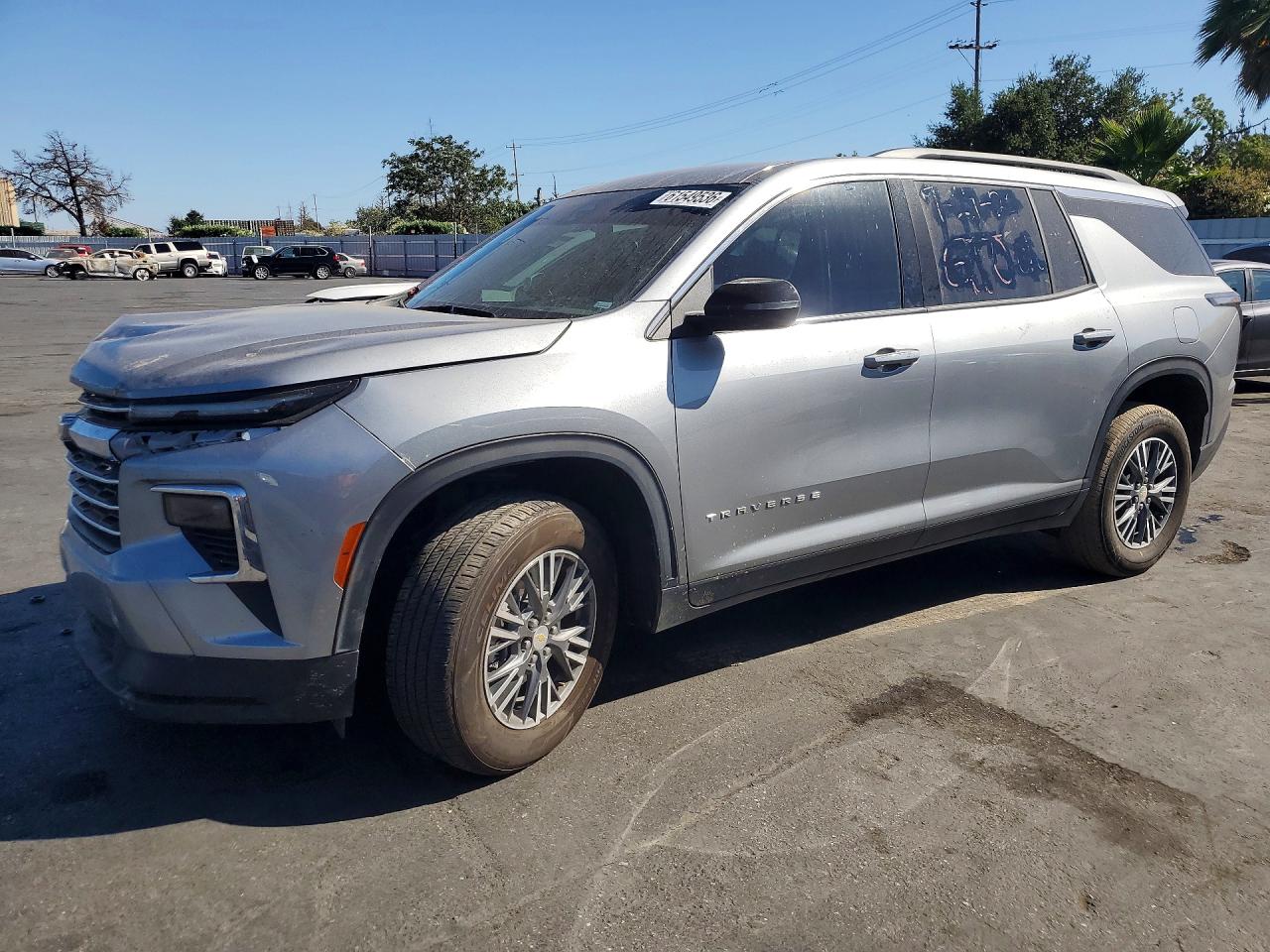 2025 CHEVROLET TRAVERSE LT
